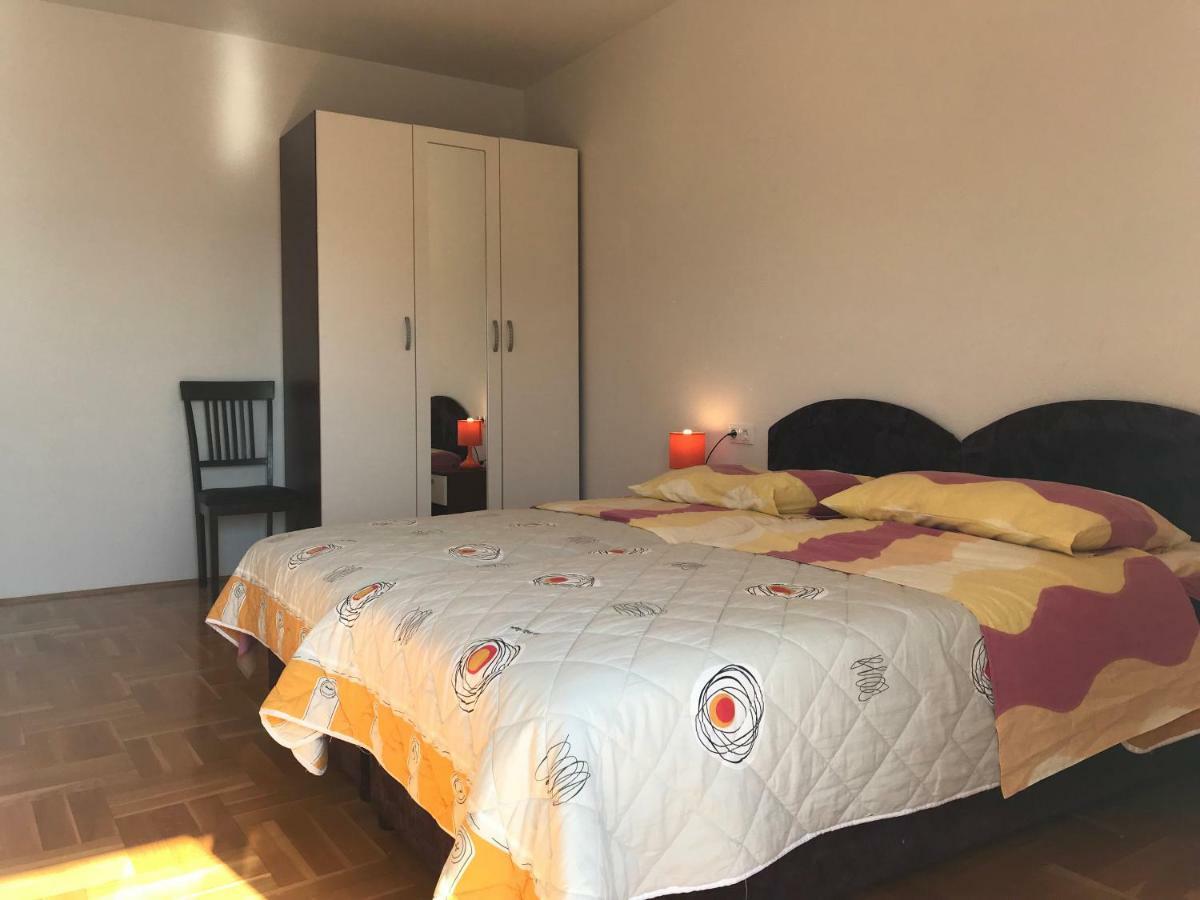 Apartments Filip Трогир Экстерьер фото