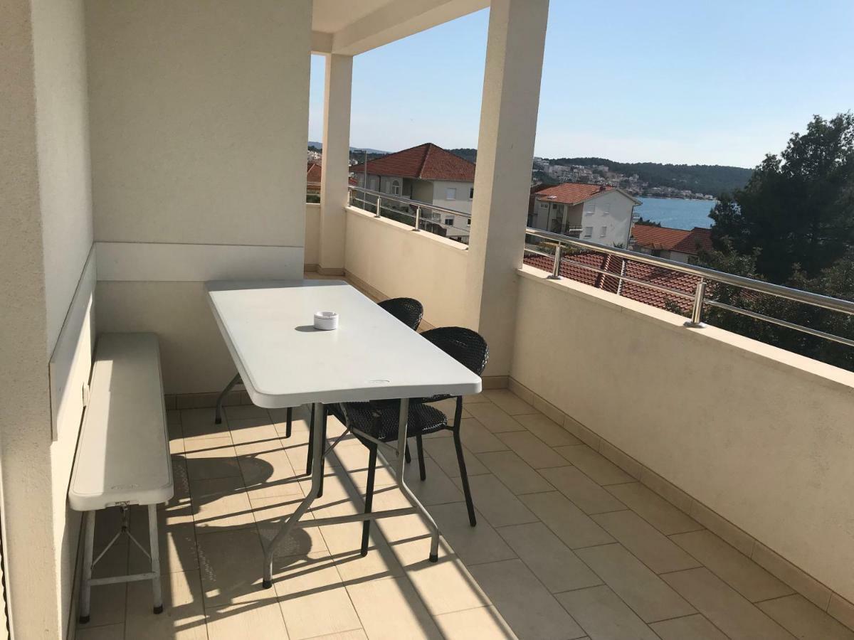 Apartments Filip Трогир Экстерьер фото