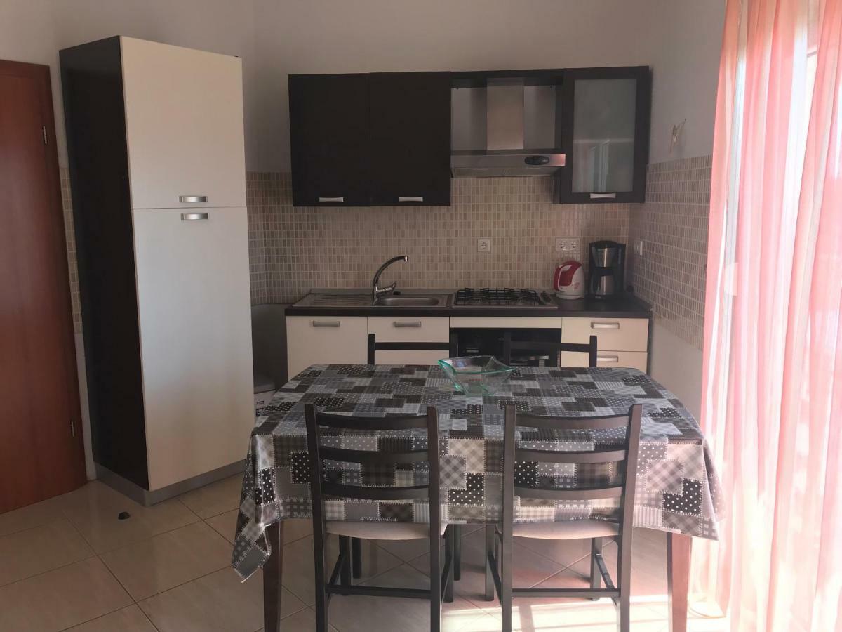 Apartments Filip Трогир Экстерьер фото