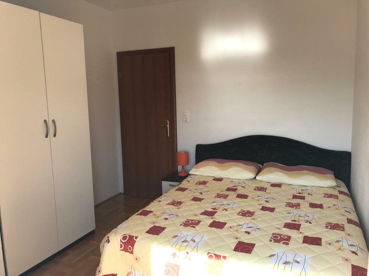 Apartments Filip Трогир Экстерьер фото