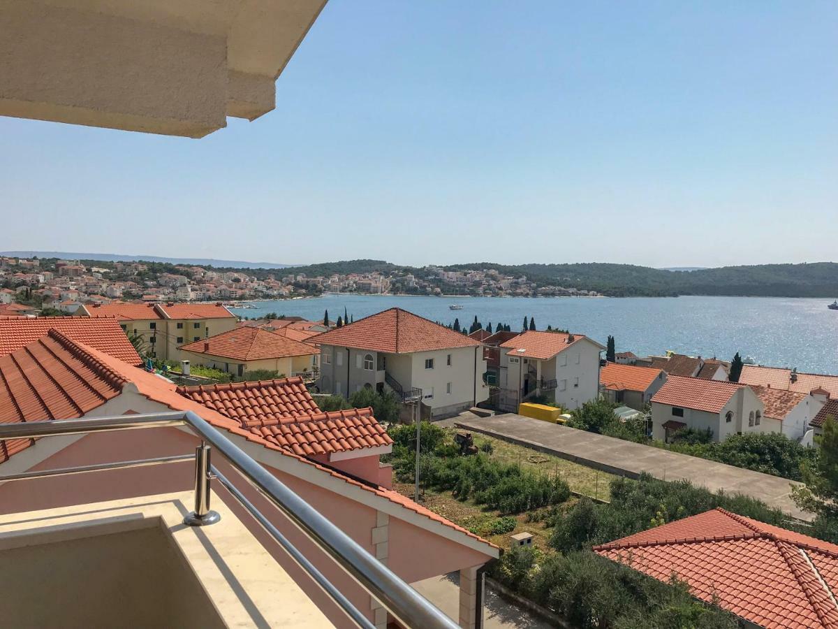 Apartments Filip Трогир Экстерьер фото