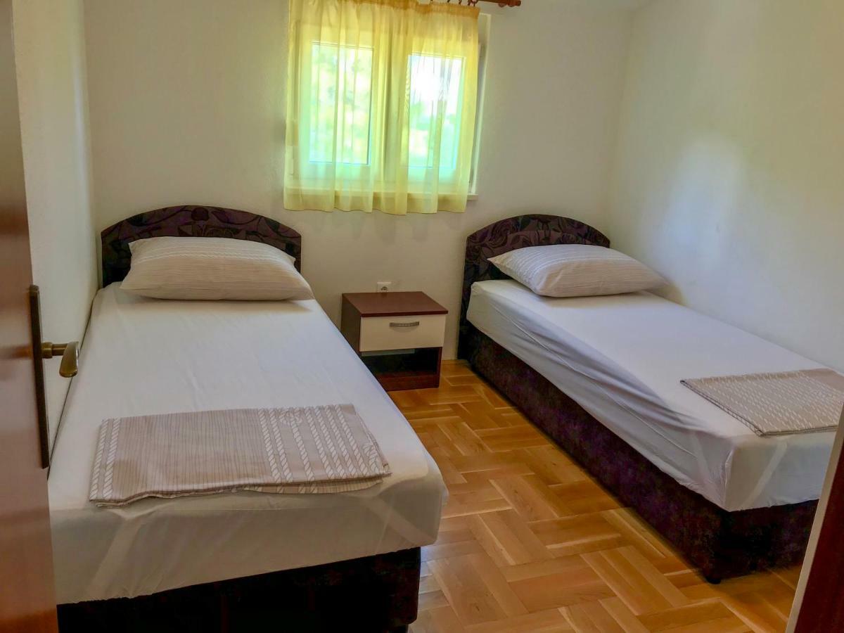 Apartments Filip Трогир Экстерьер фото